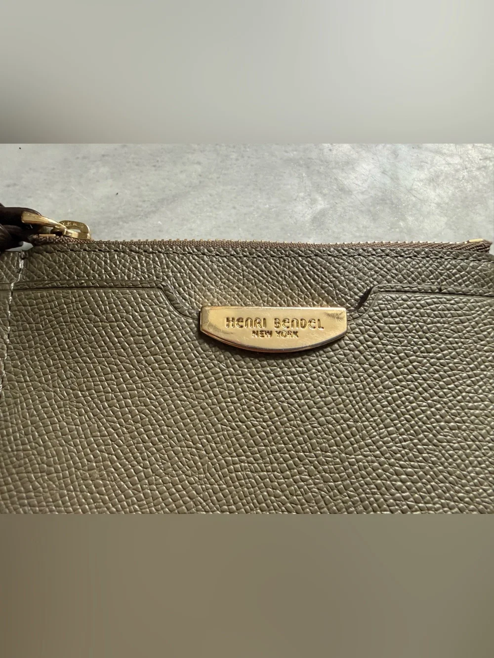 Henri Bendel Olive Green Leather Key Pouch SLG Small Leather Good